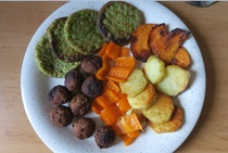 pinaattiletut .. vihreää..